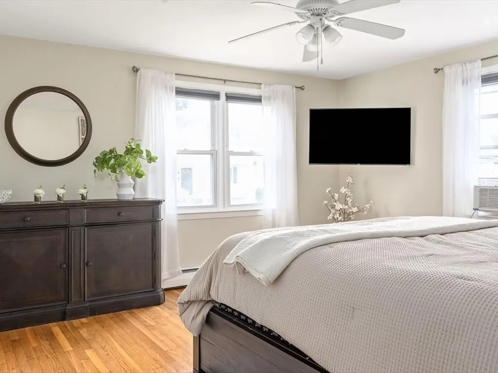 83 Vincent Avenue North Providence RI 02904
