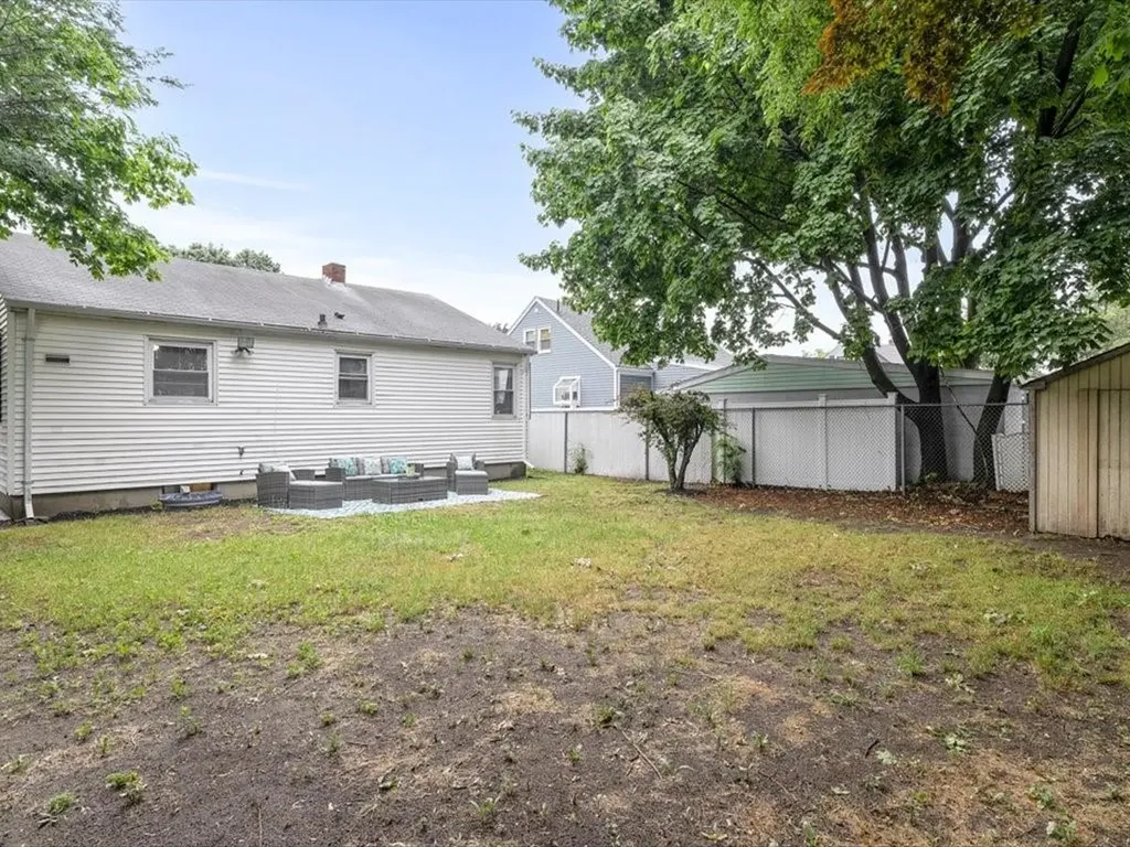 83 Vincent Avenue North Providence RI 02904