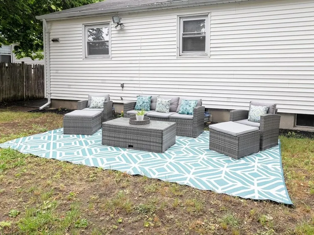 83 Vincent Avenue North Providence RI 02904