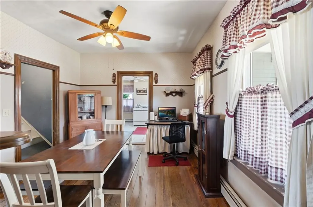 35 Woodlawn Avenue Pawtucket RI 02860