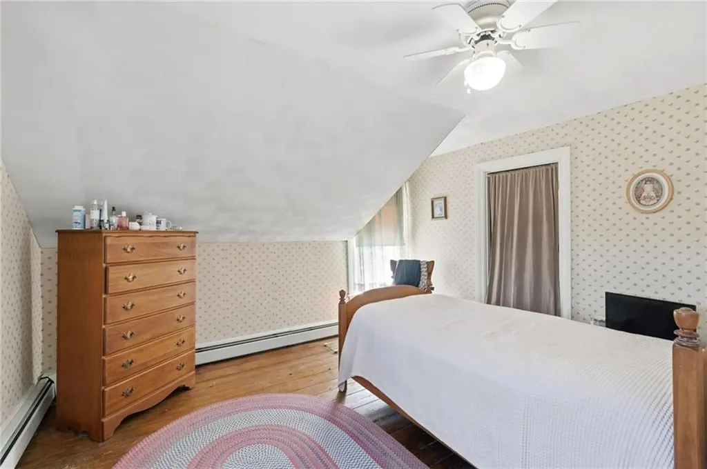 35 Woodlawn Avenue Pawtucket RI 02860