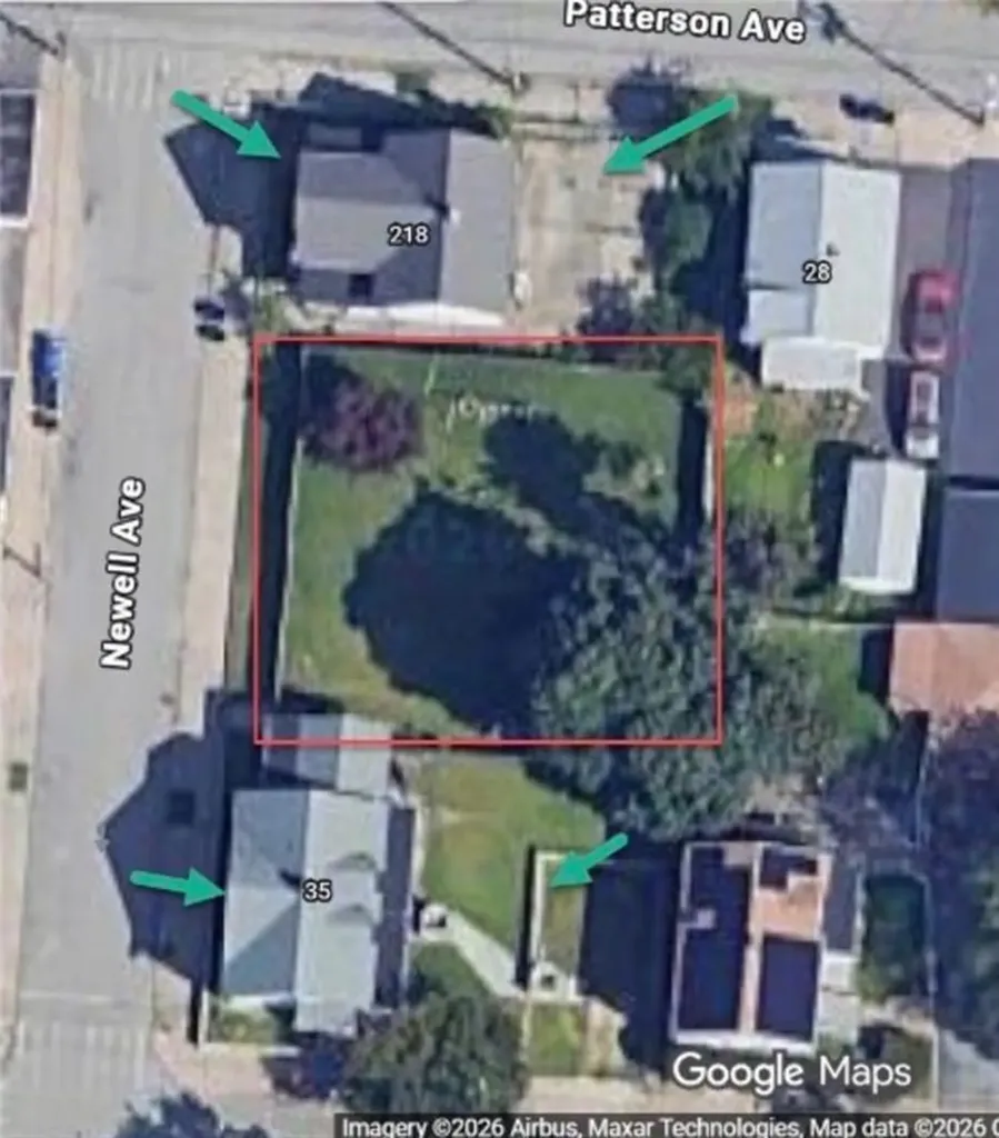 35 Woodlawn Avenue Pawtucket RI 02860