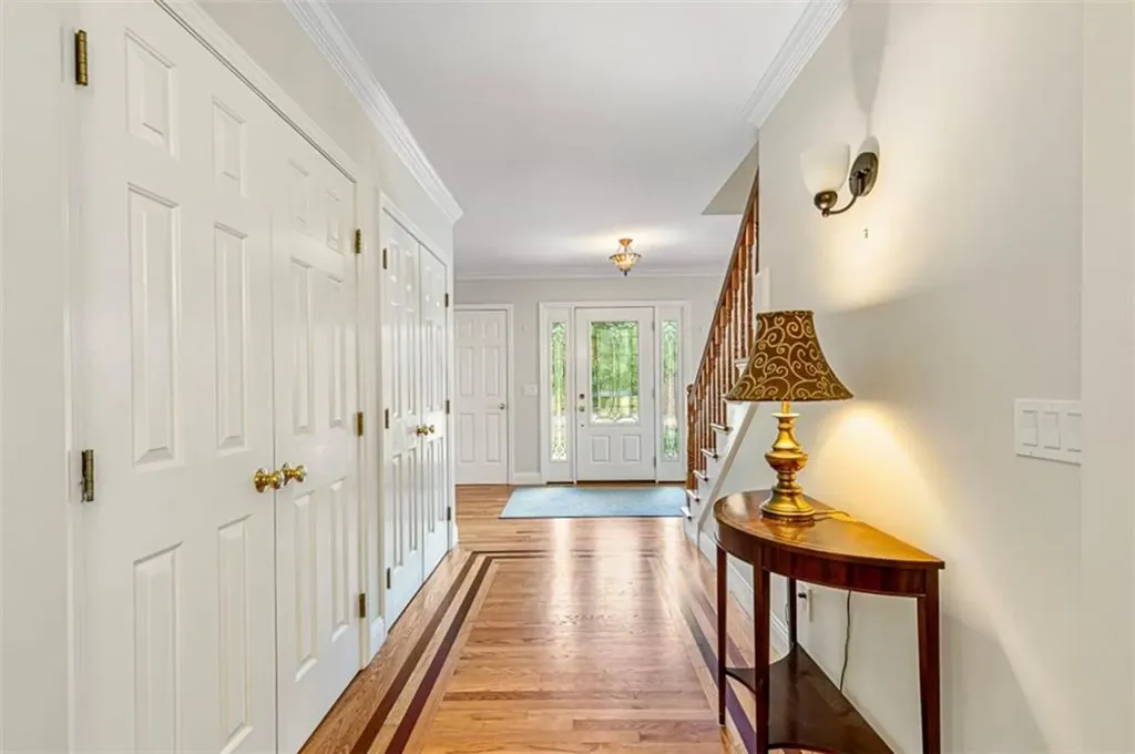 1 Mallard Cove Way Barrington RI 02806