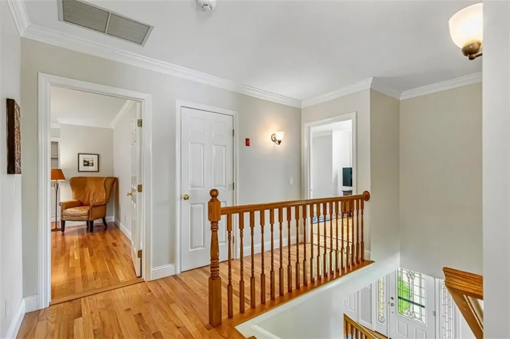 1 Mallard Cove Way Barrington RI 02806