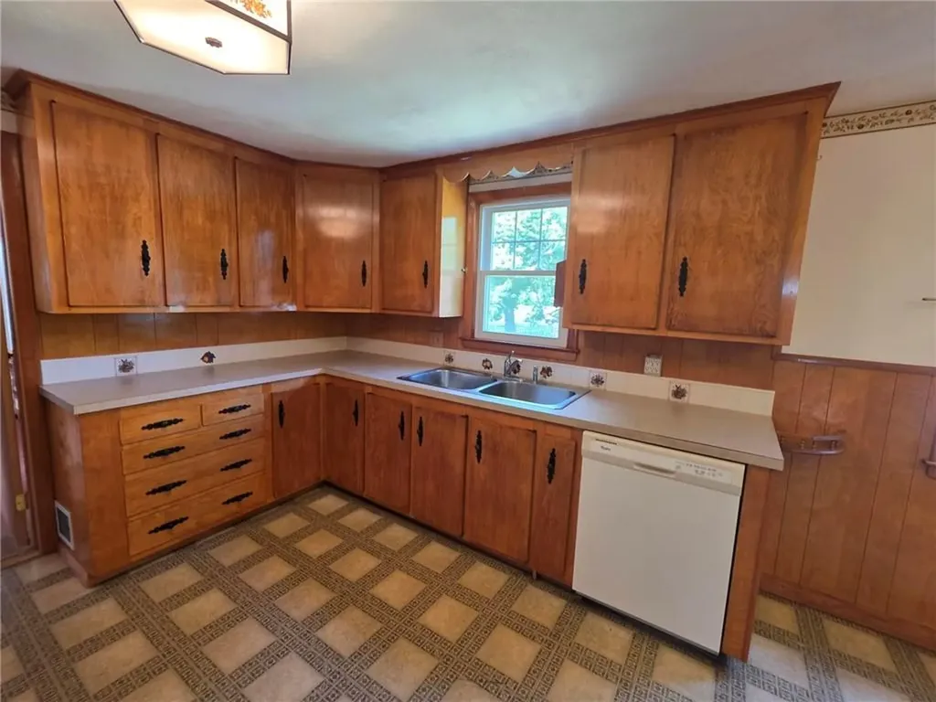 91 Pepin Street West Warwick RI 02893