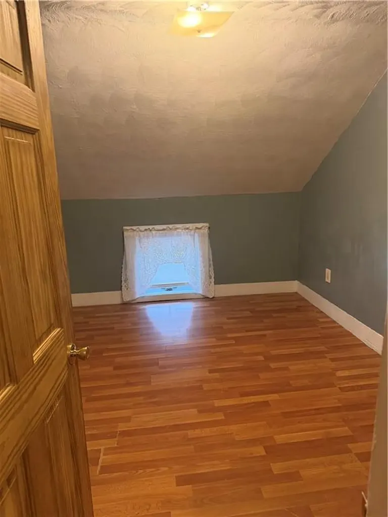 113 Hugo Street Providence RI 02904