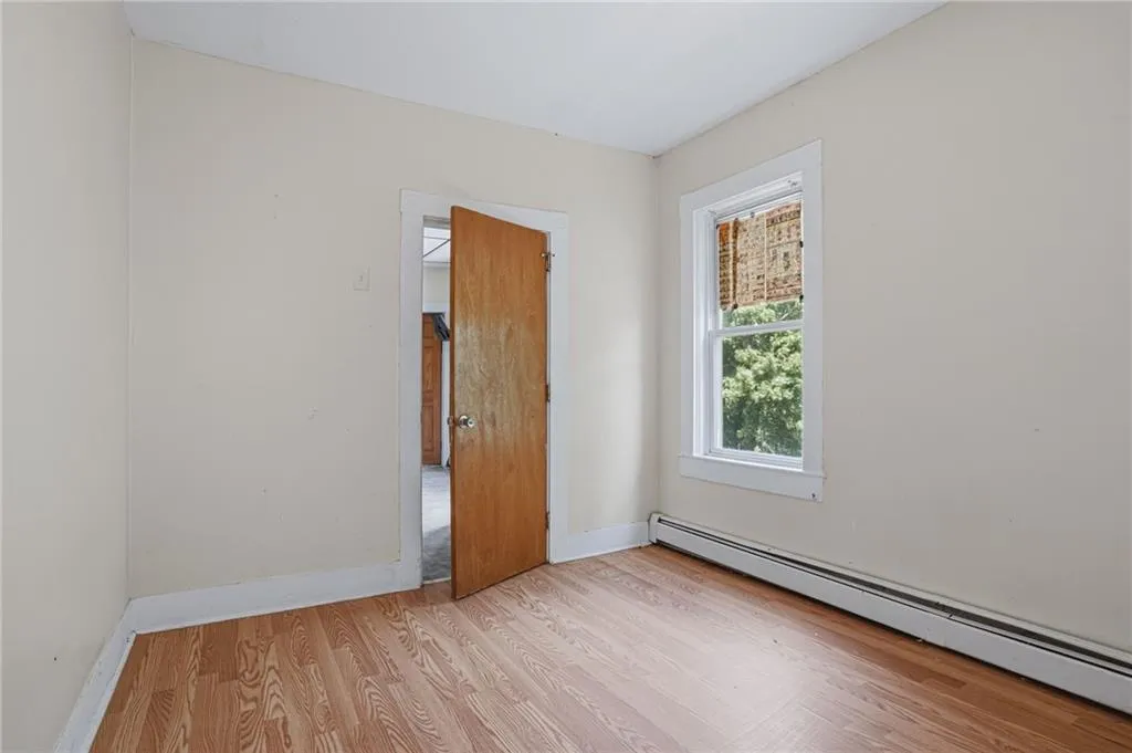 913 Social Street Woonsocket RI 02895