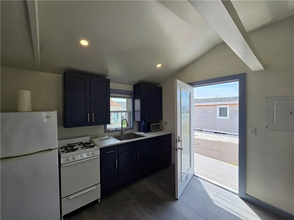 854 L23 Matunuck Beach Road South Kingstown RI 02879