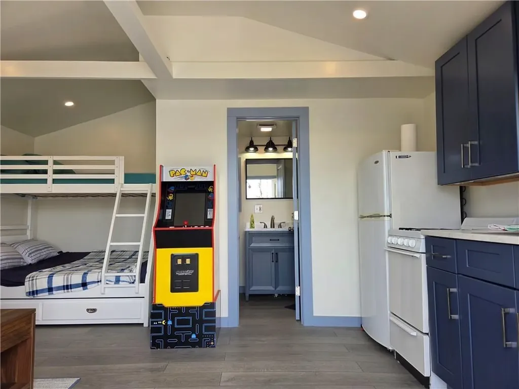 854 L23 Matunuck Beach Road South Kingstown RI 02879