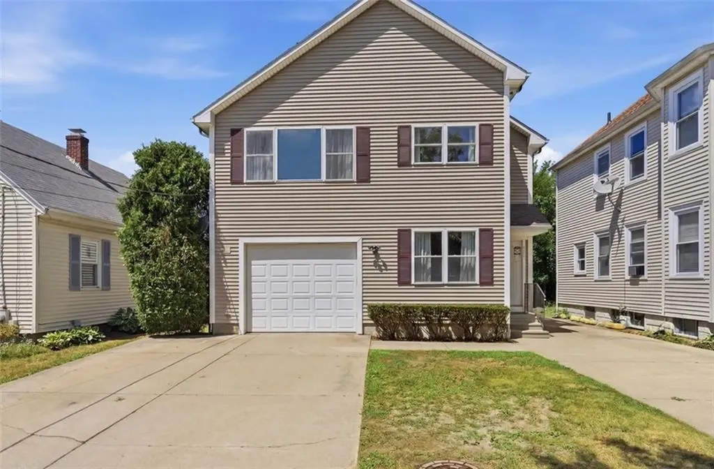 133 Sandringham Avenue Providence RI 02908