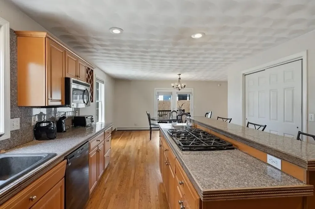 133 Sandringham Avenue Providence RI 02908