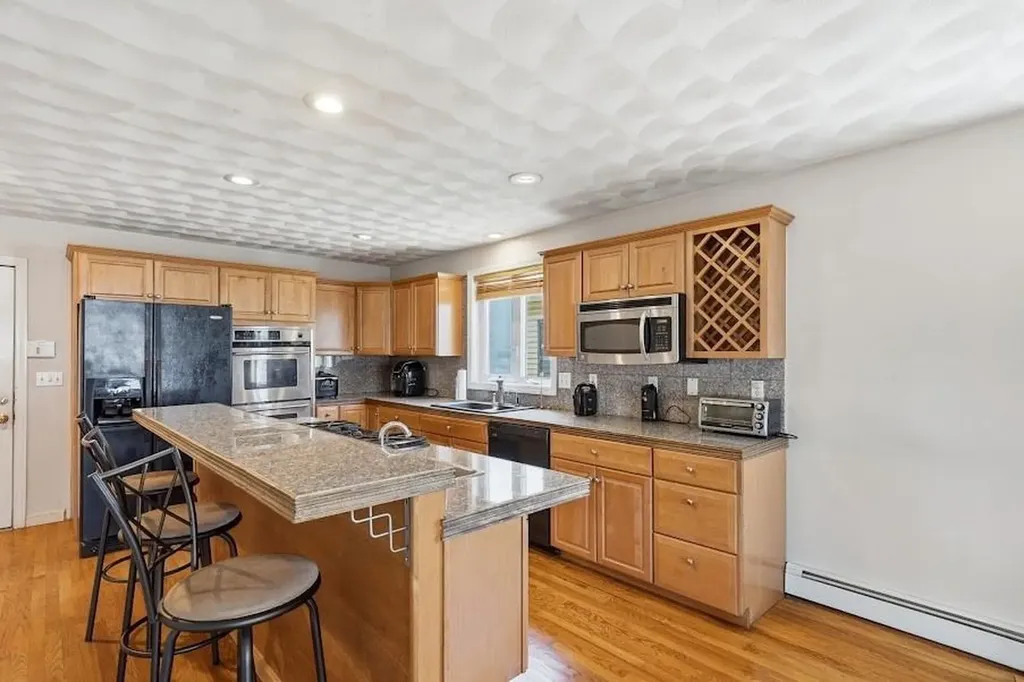 133 Sandringham Avenue Providence RI 02908