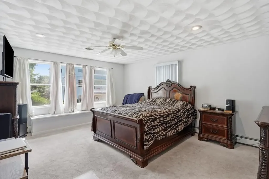 133 Sandringham Avenue Providence RI 02908