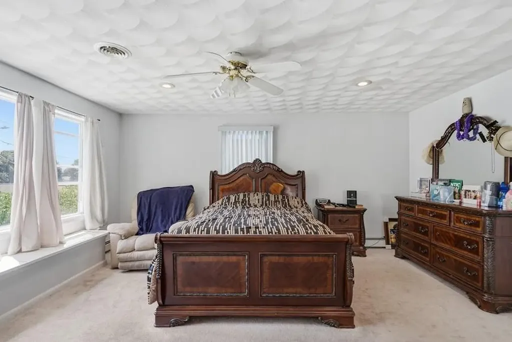 133 Sandringham Avenue Providence RI 02908