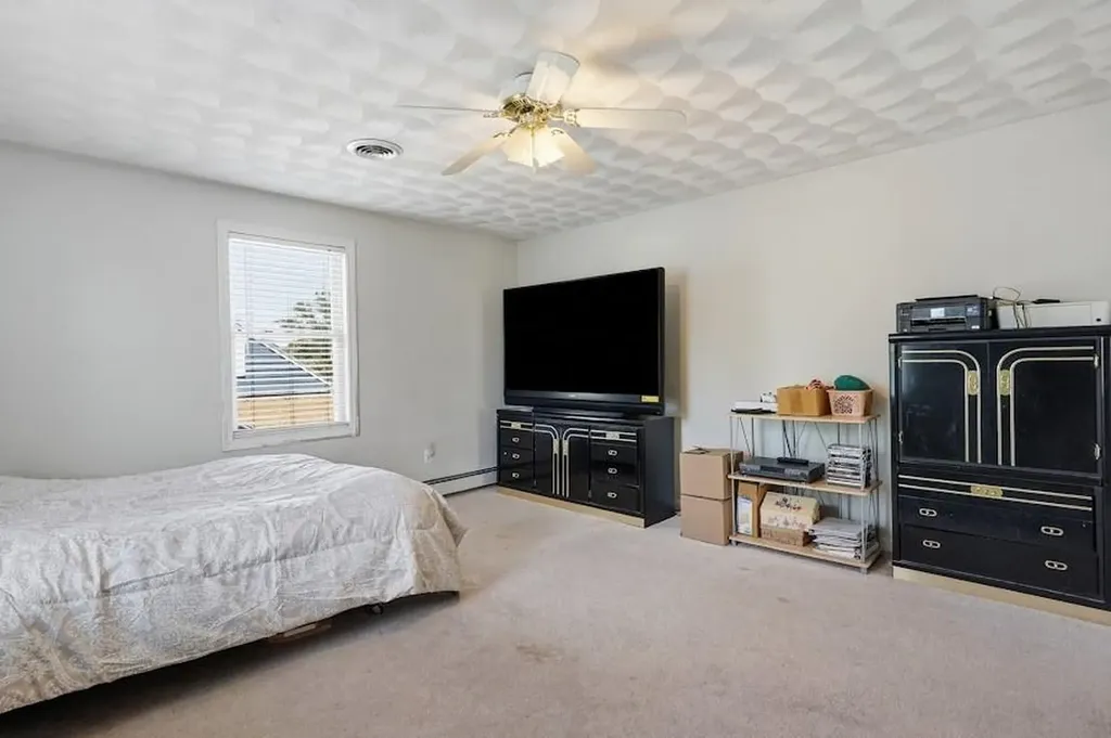 133 Sandringham Avenue Providence RI 02908