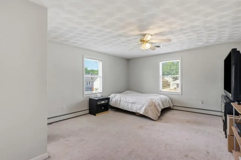 133 Sandringham Avenue Providence RI 02908