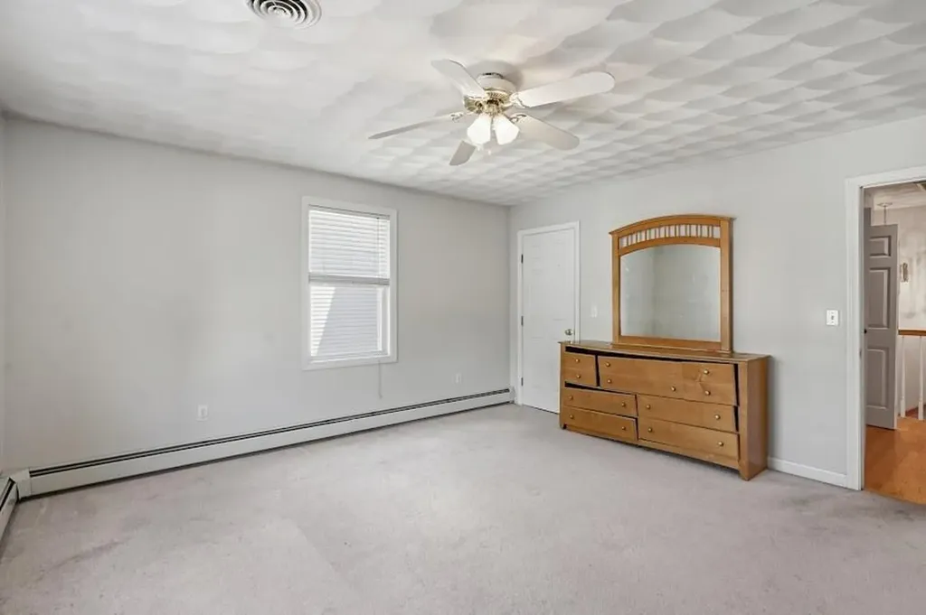 133 Sandringham Avenue Providence RI 02908