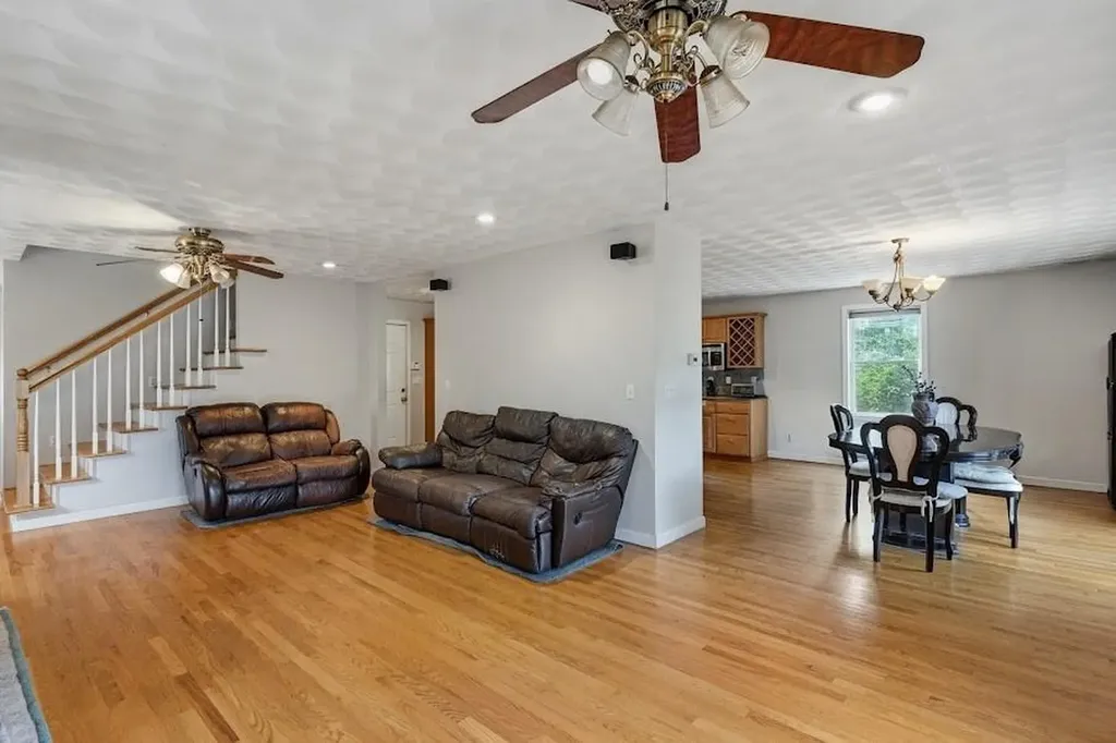 133 Sandringham Avenue Providence RI 02908