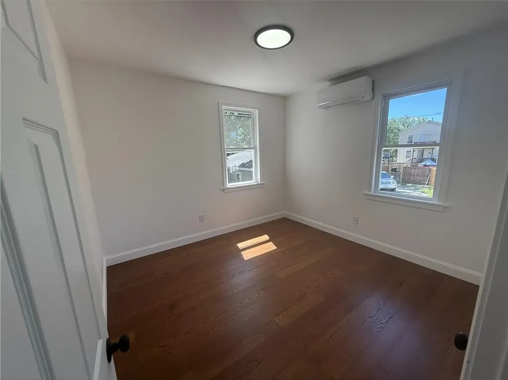 17 Middleton Street Providence RI 02909