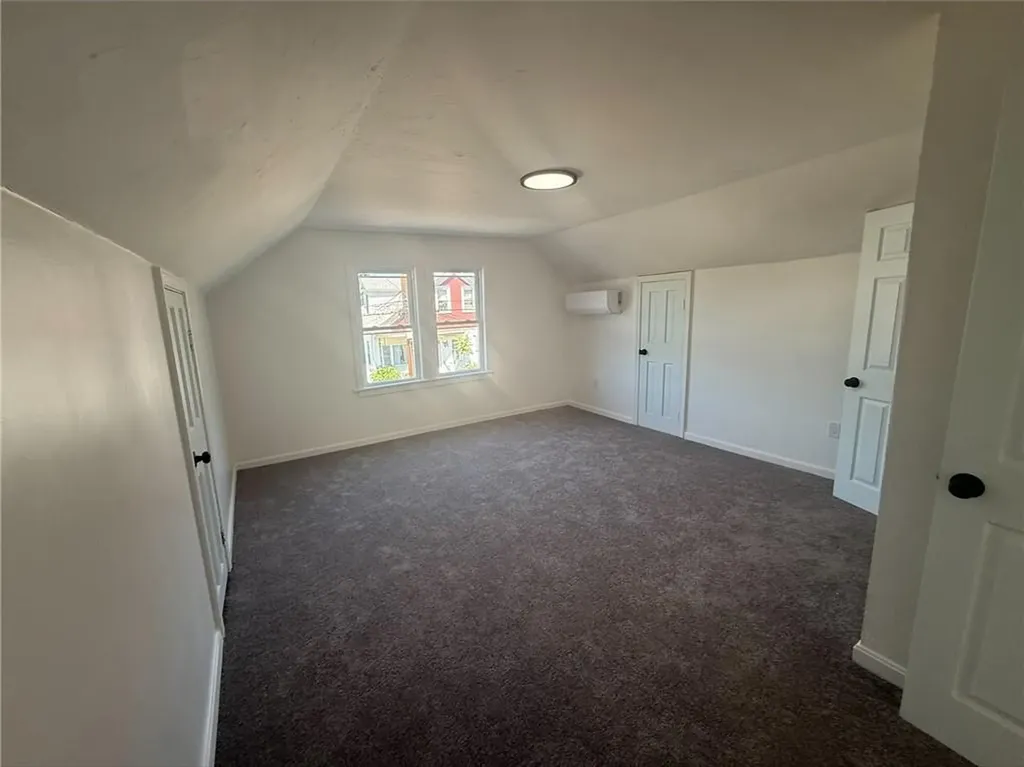 17 Middleton Street Providence RI 02909