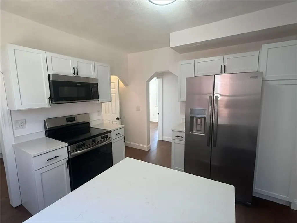 17 Middleton Street Providence RI 02909