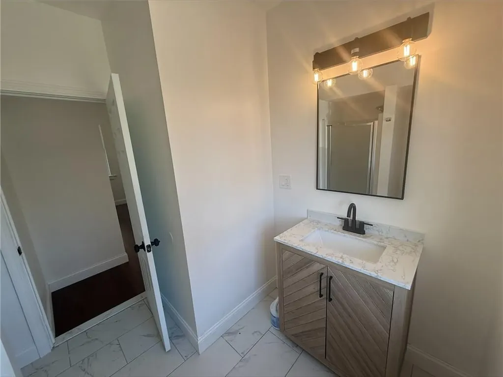 17 Middleton Street Providence RI 02909