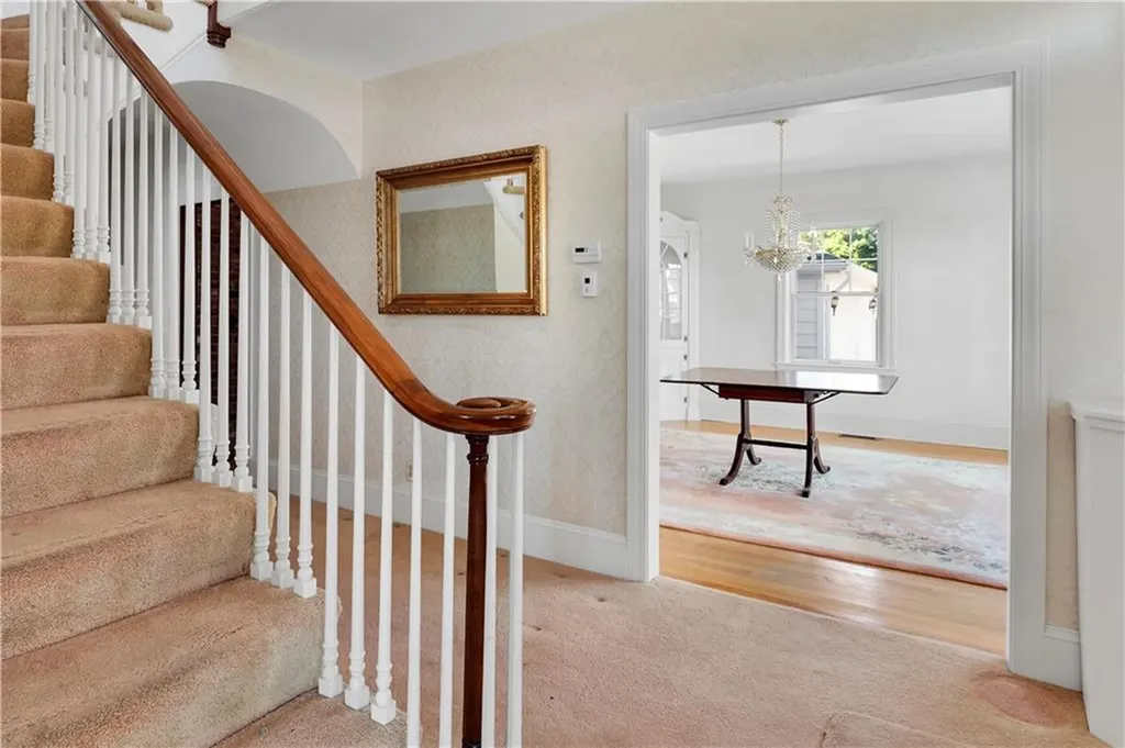 7 Jenckes Court Narragansett RI 02882