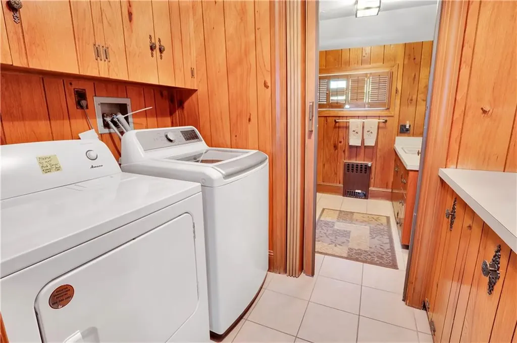 7 Jenckes Court Narragansett RI 02882