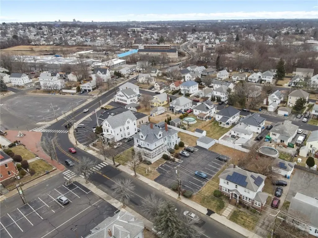 1536 Cranston Street Cranston RI 02920