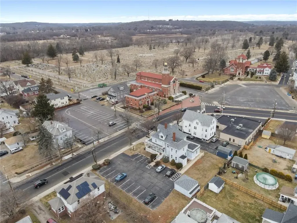 1536 Cranston Street Cranston RI 02920
