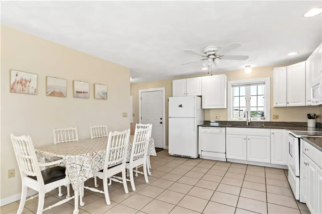 980 Matunuck Beach Road South Kingstown RI 02879