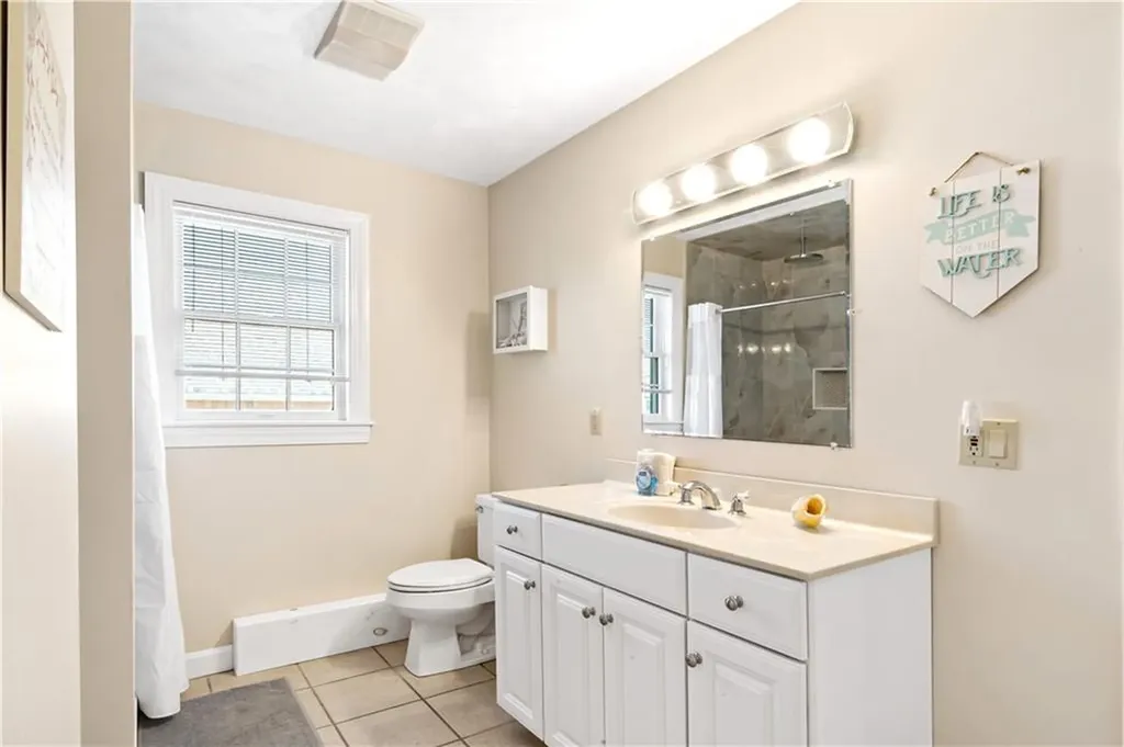 980 Matunuck Beach Road South Kingstown RI 02879