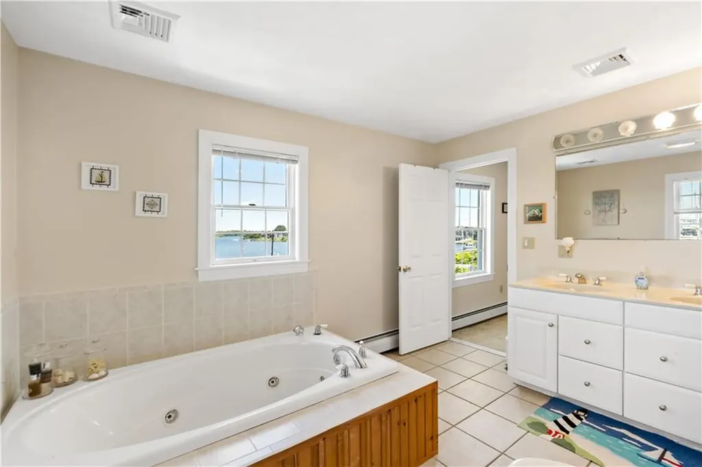 980 Matunuck Beach Road South Kingstown RI 02879