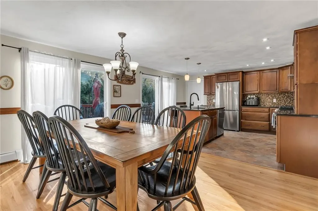 62 Canonchet Trail Cranston RI 02921