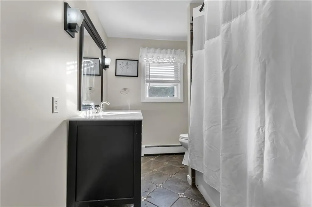 62 Canonchet Trail Cranston RI 02921