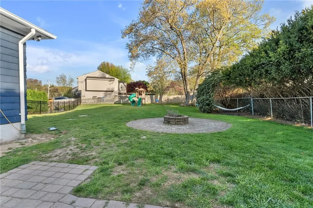 62 Canonchet Trail Cranston RI 02921