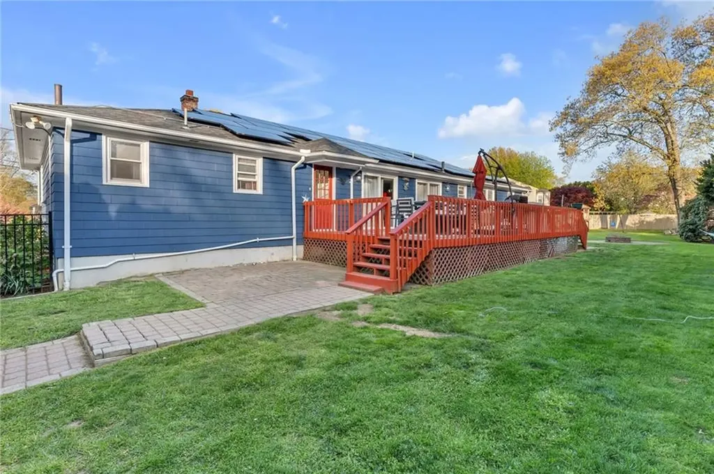62 Canonchet Trail Cranston RI 02921