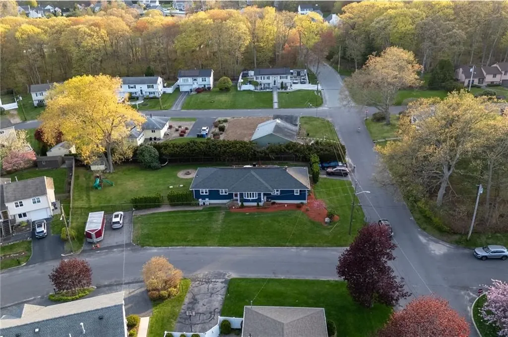 62 Canonchet Trail Cranston RI 02921