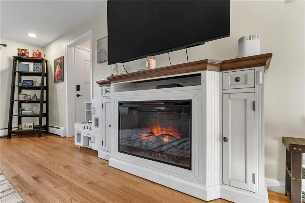 62 Canonchet Trail Cranston RI 02921