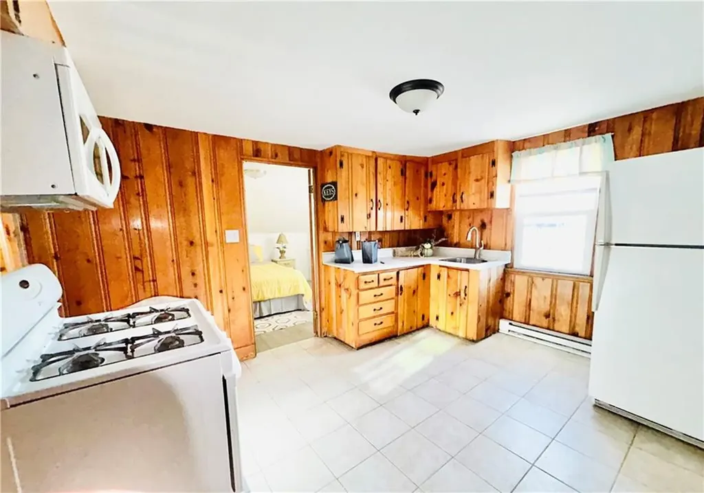 86 Appleton Street Providence RI 02909
