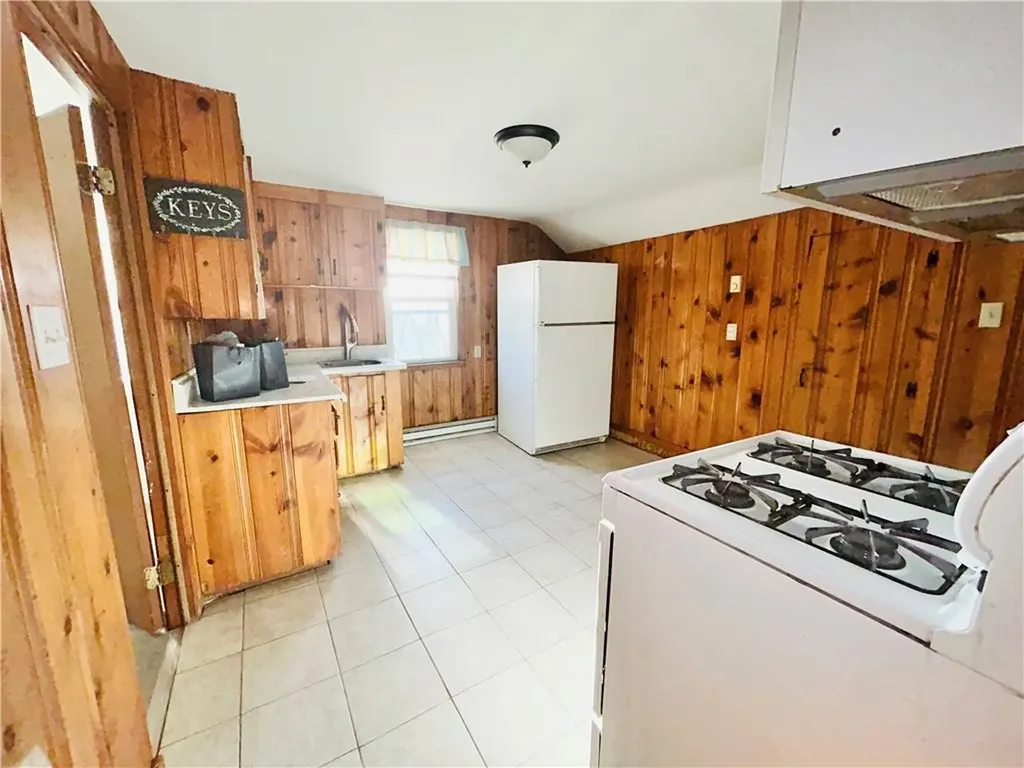 86 Appleton Street Providence RI 02909