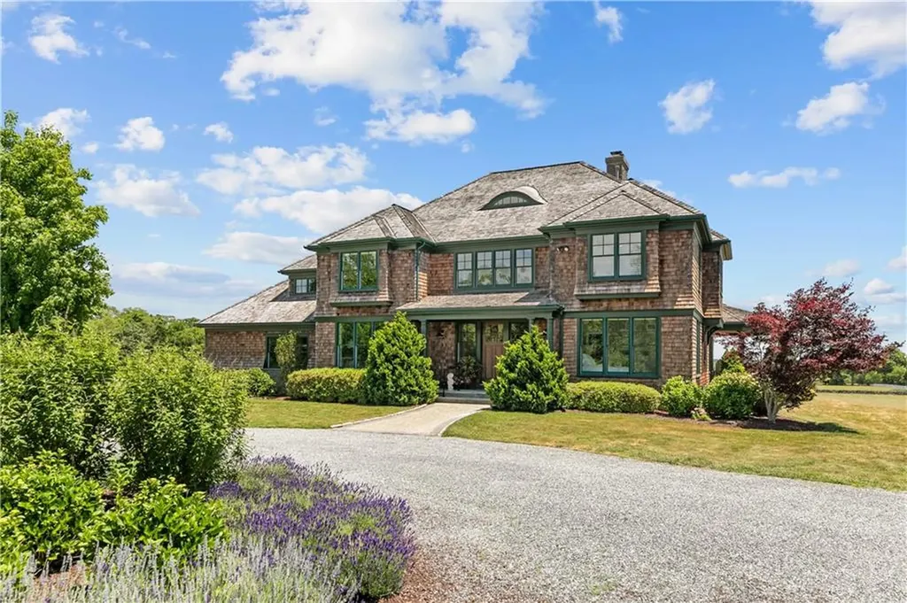 474 Wapping Road Portsmouth RI 02871