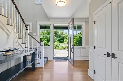 474 Wapping Road Portsmouth RI 02871