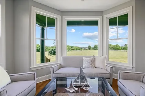 474 Wapping Road Portsmouth RI 02871