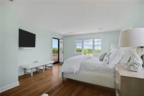 474 Wapping Road Portsmouth RI 02871