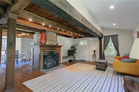 474 Wapping Road Portsmouth RI 02871