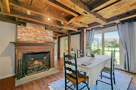 474 Wapping Road Portsmouth RI 02871
