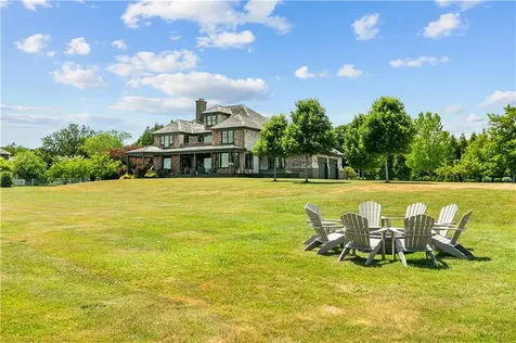 474 Wapping Road Portsmouth RI 02871