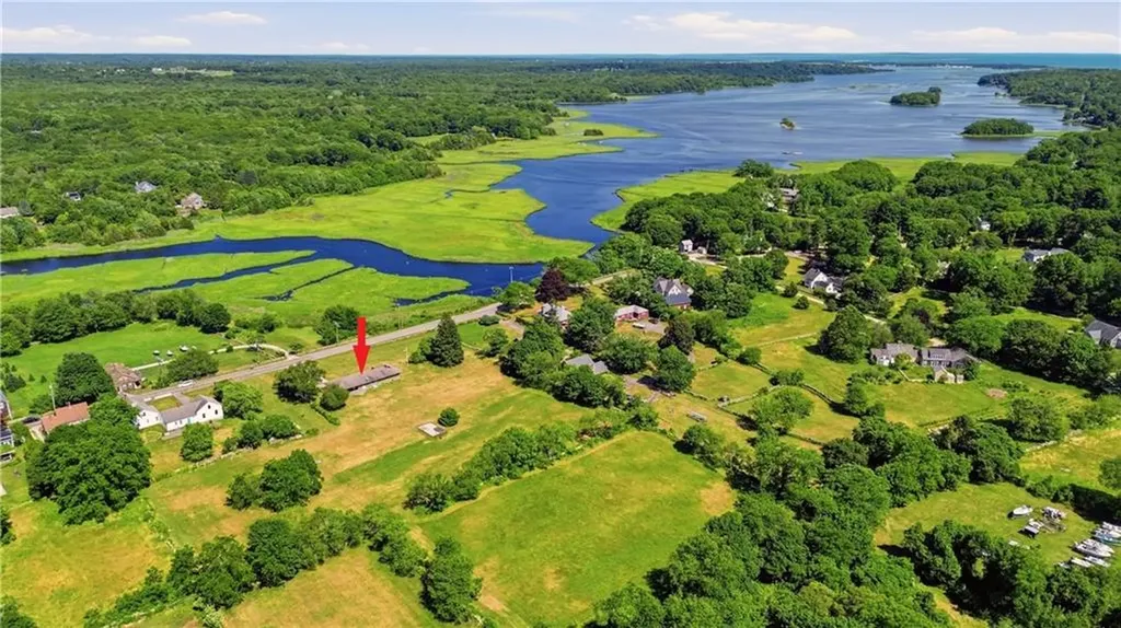 25 Westport Harbor Road Little Compton RI 02837
