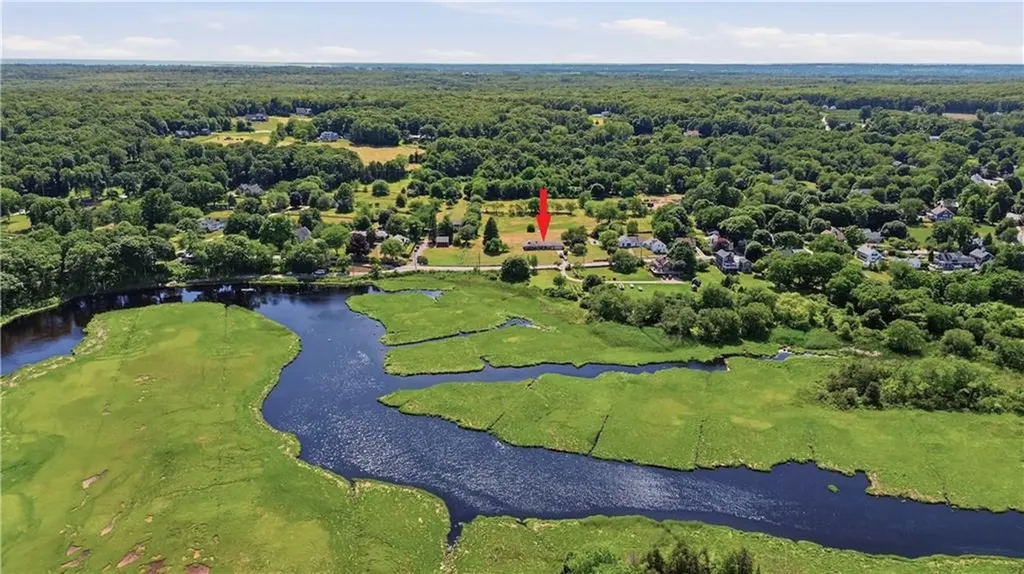 25 Westport Harbor Road Little Compton RI 02837